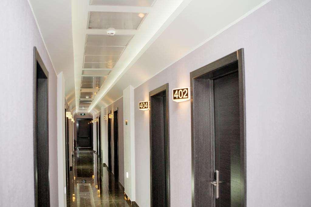 Chisto Hotel Gomel Servis gambar